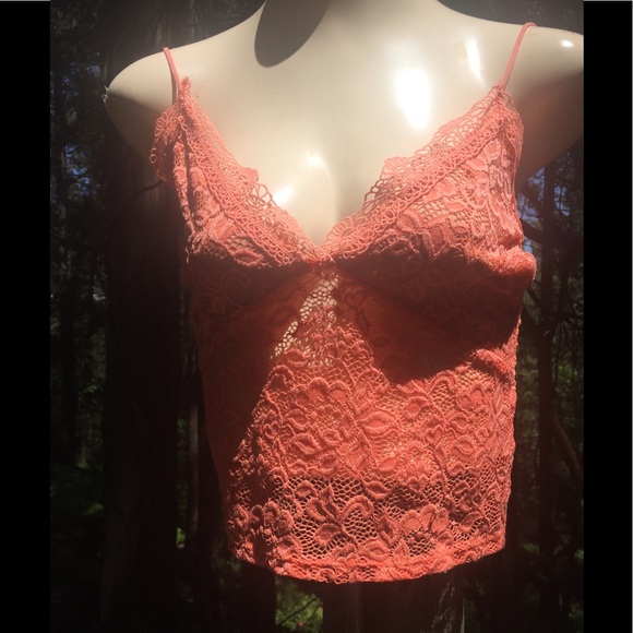 Love Tree Tops - Love Tree peachy scalloped lace long line braette / camisole